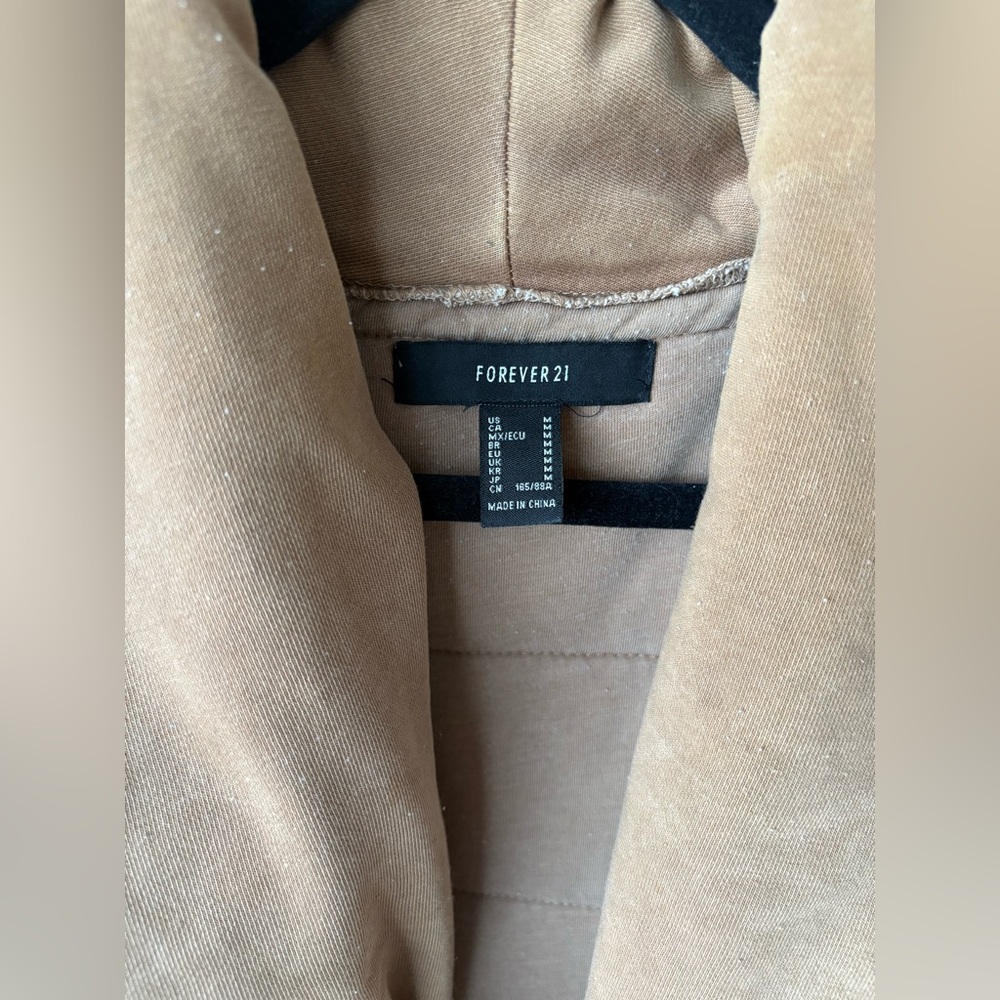 Forever 21 Tan Puffer Jacket with Quilted Design - Picture 2 of 5
